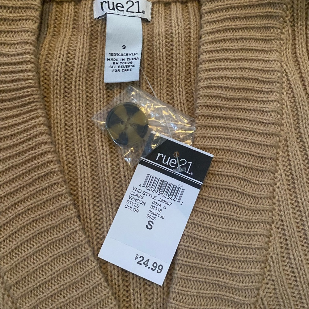 Sweater vest
